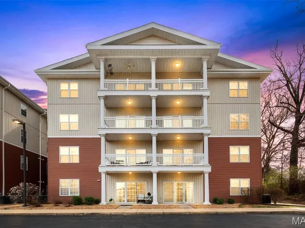 1507 S Old Highway 94 APT 104, Saint Charles, MO 63303