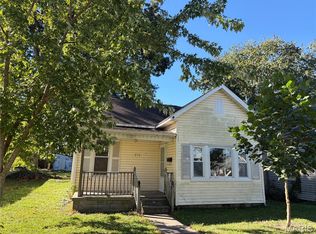 216 Cook Ave, Chaffee, MO 63740
