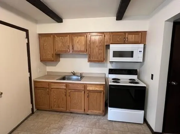 1003 Maple St, Natrona Heights, PA 15065