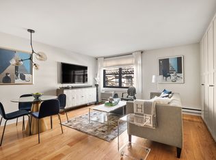 146 Bank St APT 2B, New York, NY 10014
