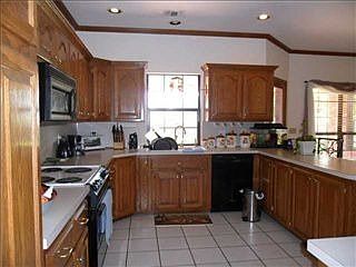 4th image of 208 Parkway Dr