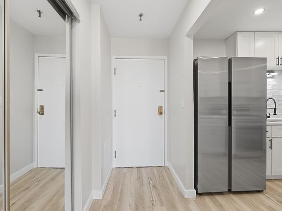 3rd image of 1777 W Crystal Ln Unit 602