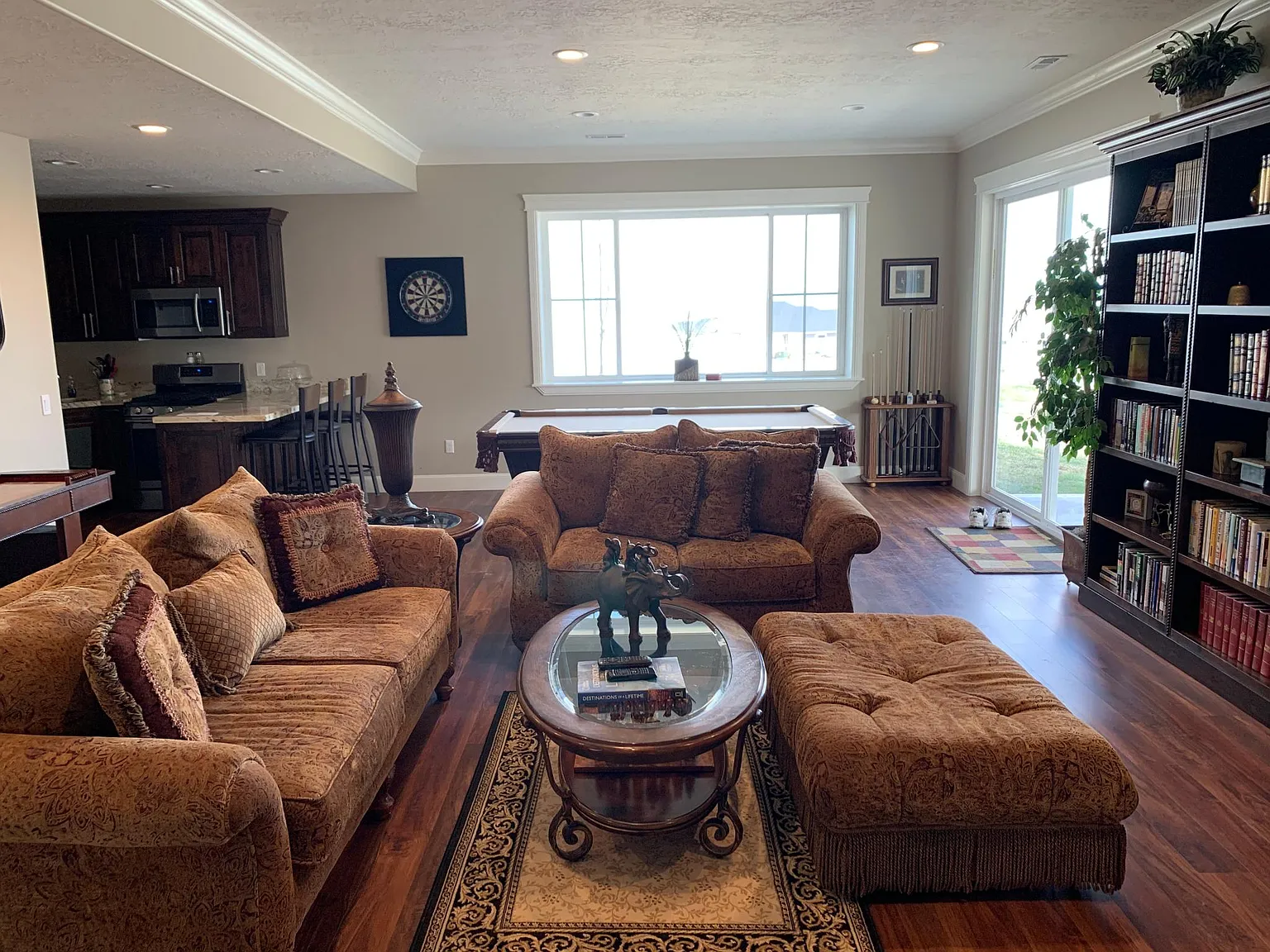 1 bed, 2500 sqft, $825 — Photo 3