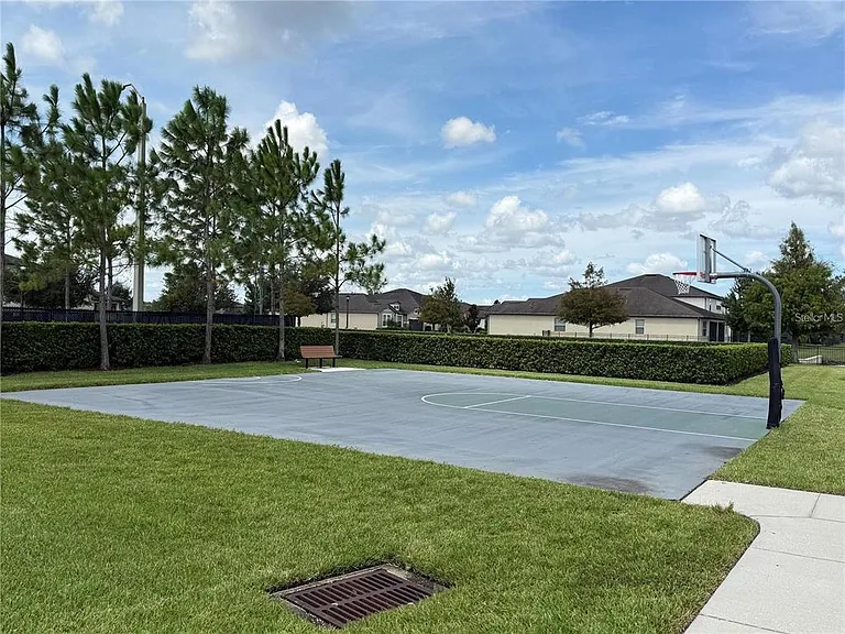 5270 Brydon Woods Cir — Photo 33