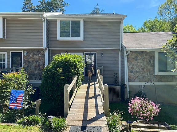 3rd image of 117 Schooner Ln