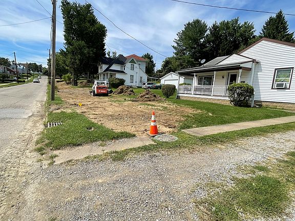 2nd image of 251 Charleston St