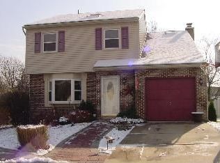 38 Pebble Dr, Horsham, PA 19044