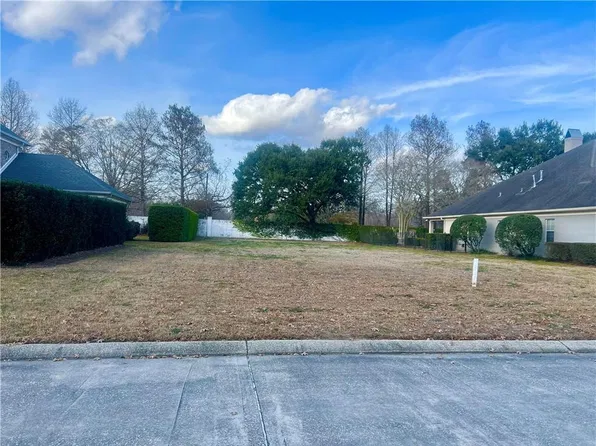 30 Fairway Oaks Dr, New Orleans, LA 70131