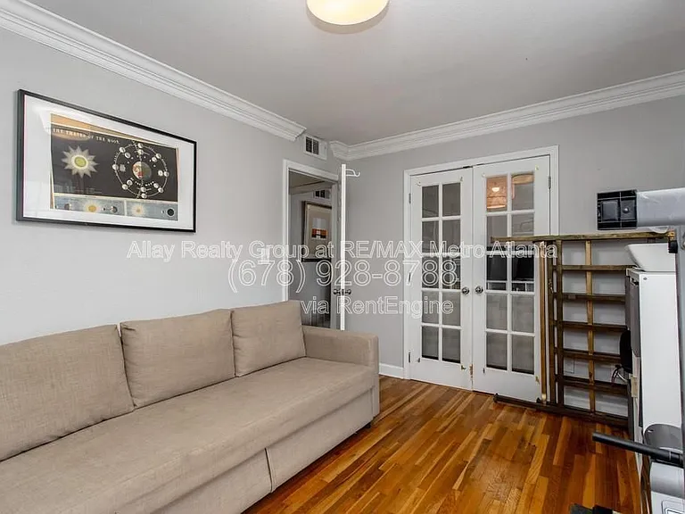 217 Adair St #6 — Photo 20