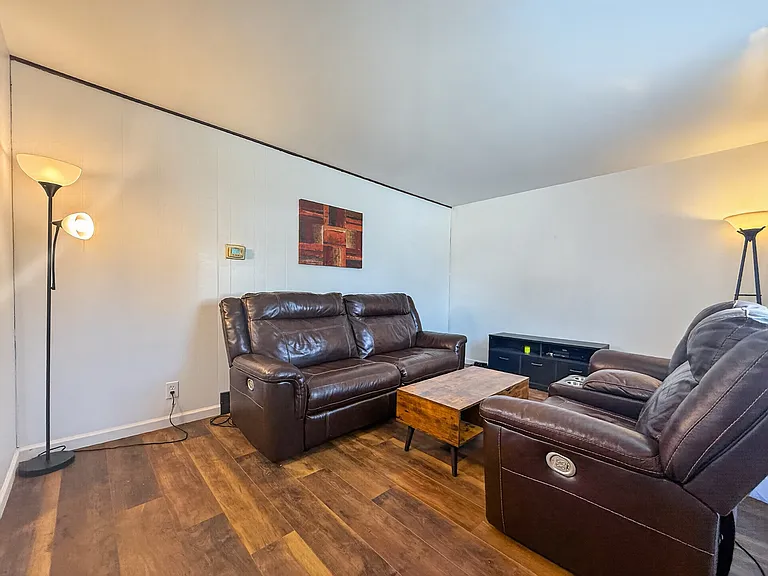 1705 E Granet Ave — Photo 6