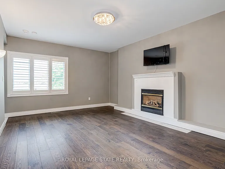 931 Southcote Rd — Photo 26