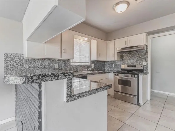 3918 Dalmatian Dr, Houston, TX 77045