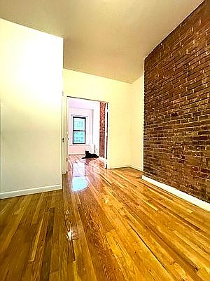 5th image of 206 E 32nd St APT 4FE