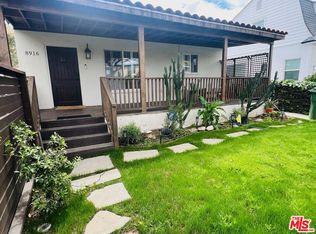 8916 Cadillac Ave, Los Angeles, CA 90034