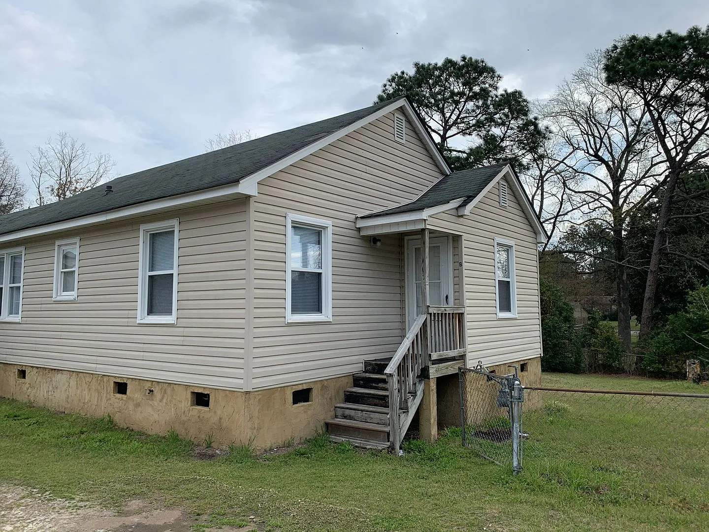 2223-B Ireland Drive — Photo 1