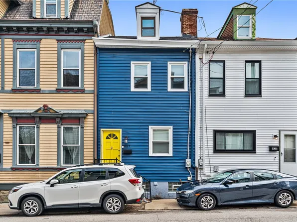 1827 Lowrie St, Pittsburgh, PA 15212