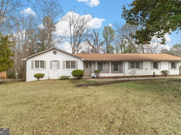 2136 Tanglewood Dr, Snellville, GA 30078