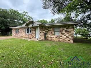 427 4th St, Omaha, TX 75571