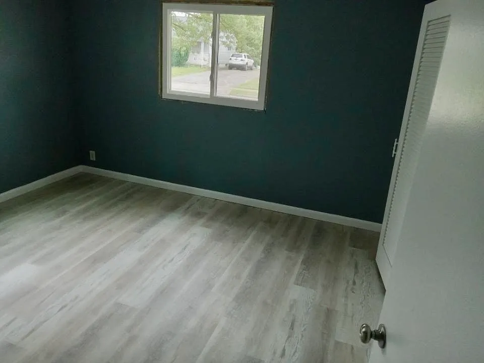 3 bed, 1.5 bath, 1025 sqft, $1,550 — Photo 4