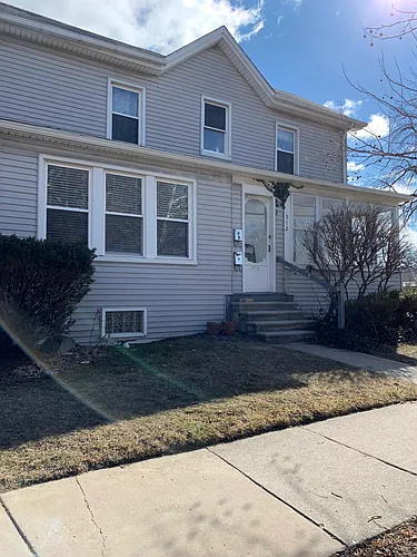 512 N Mill St Photo 1
