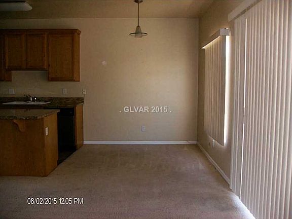 3rd image of 4617 Goldfield St