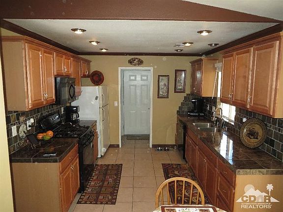 5th image of 52015 Avenida Alvarado