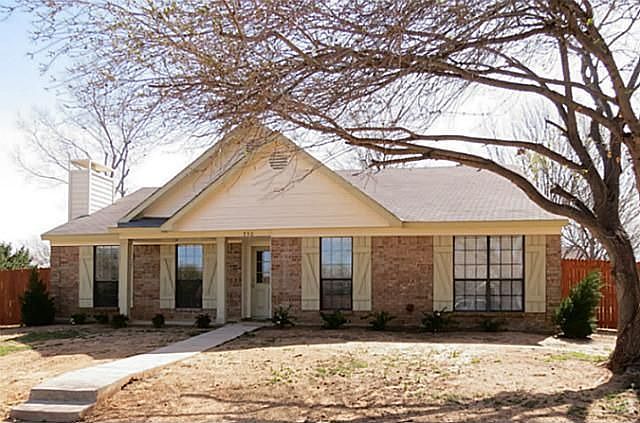 1st image of 750 Meadowlark Dr