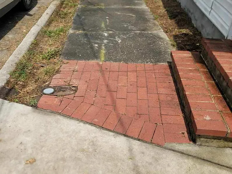 39 Poinsett St — Photo 31
