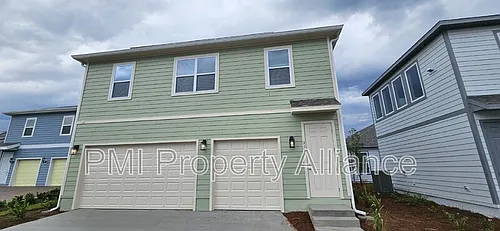 3151 Voyager Ave Photo 1