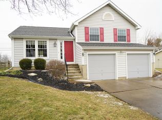8229 Winters Ln, Mason, OH 45040