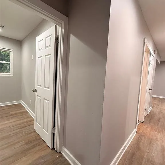 657 Robert E Lee Pkwy — Photo 11