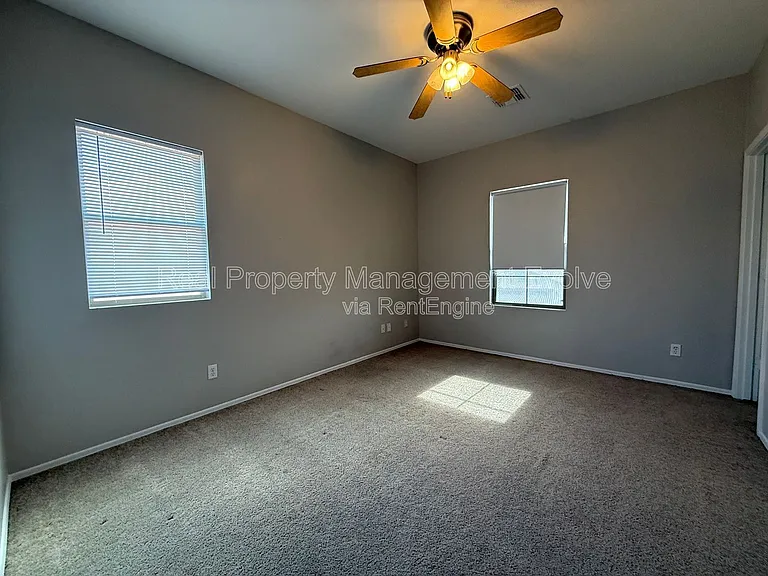35828 N Zachary Rd — Photo 27
