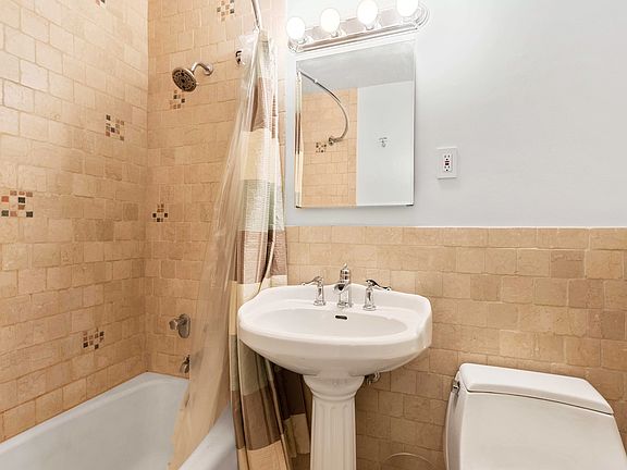 3rd image of 160 W End Ave APT 8G