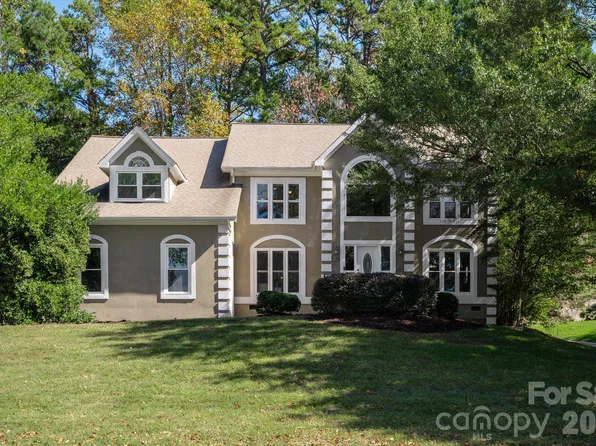 14700 Stonegreen Ln, Huntersville, NC 28078