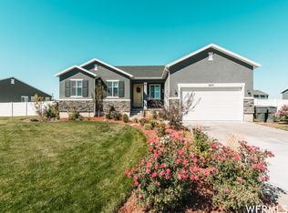 2872 W 2500 N, Clinton, UT 84015