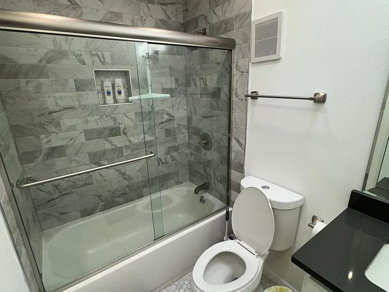 8701 Grover Dr — Photo 15
