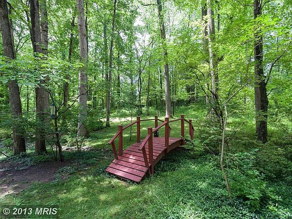 3rd image of 6667 Van Winkle Dr