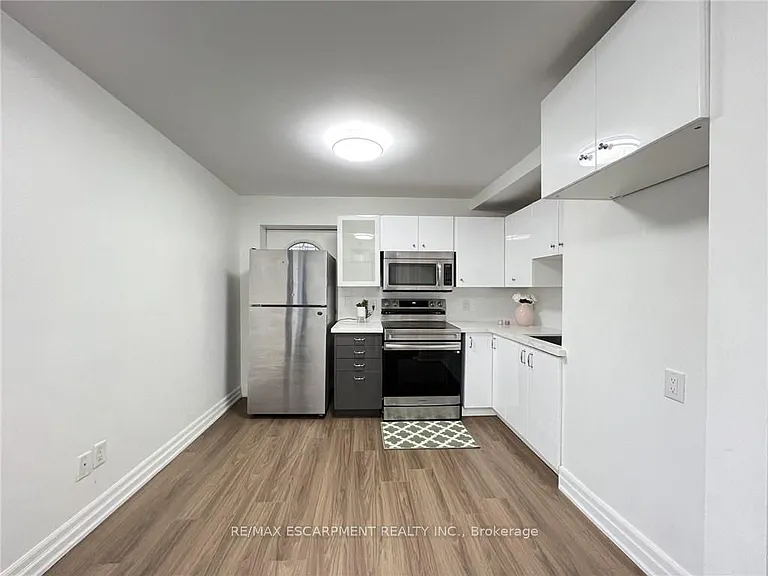 1164 Cannon St E #UPPER — Photo 4
