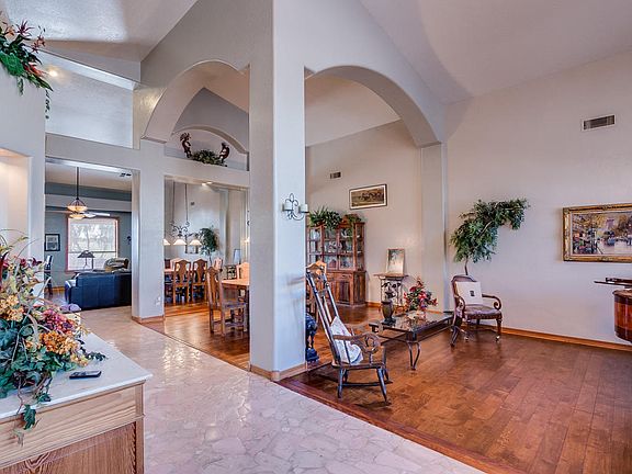 3rd image of 749 W Wildwood Dr