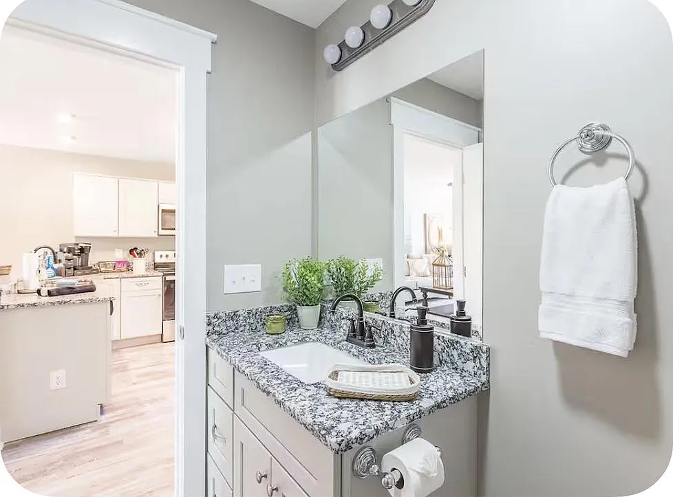 2 bed, 1200 sqft, $2,000 — Photo 4