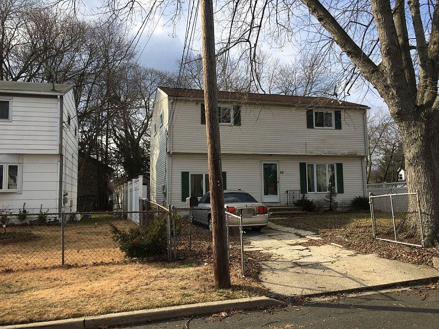 2nd image of 26 Munson Pl