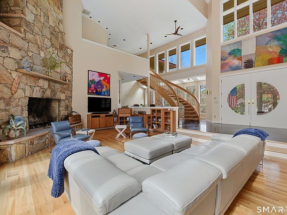 5th image of 85 Norrans Ridge Drive