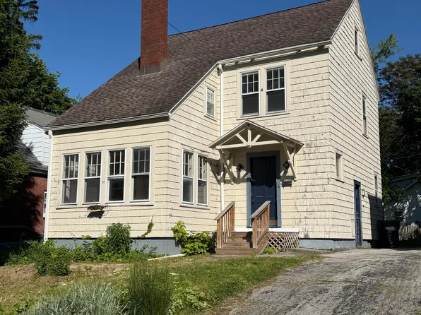 66 Oakwood Street, Albany, NY 12208