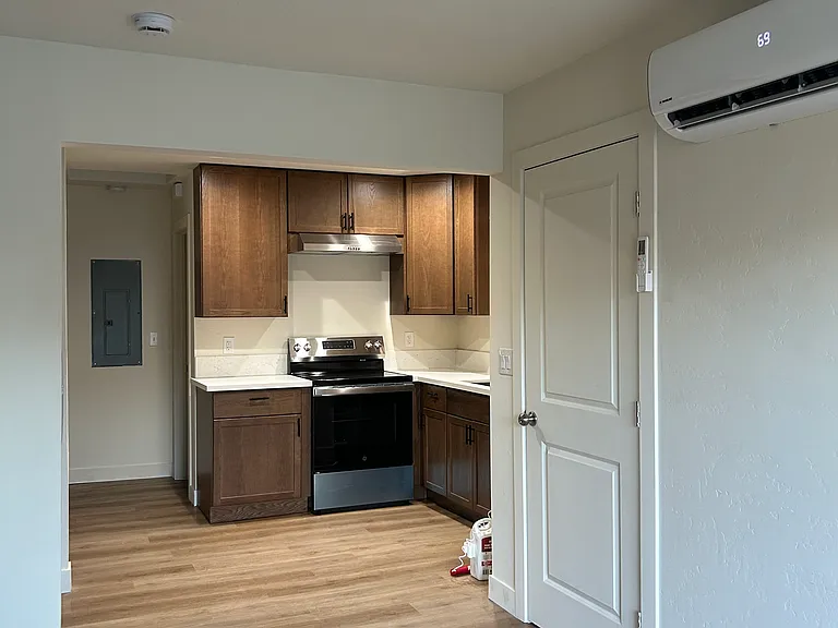 634 Theta Ave #B — Photo 2