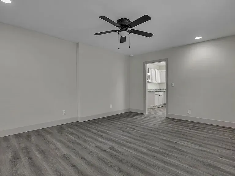 807 E Deshler Ave #807 — Photo 6