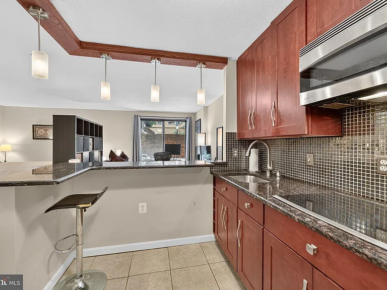 1718 P St NW #T9 — Photo 6