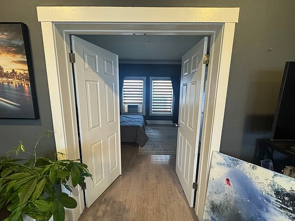 3rd image of 4125 S Figueroa St APT 217