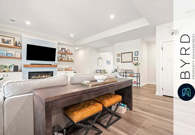 4900 Sir Sagamore Dr — Photo 16