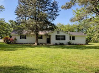206 4th Ct SW, Reform, AL 35481