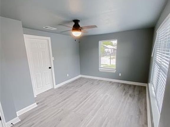 5th image of 3123 Lee Ave